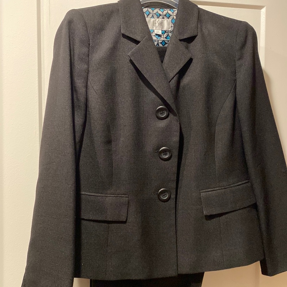 Le Suit Petite Pant Suit Size 12P
